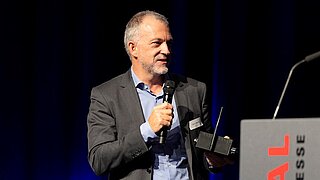 Glenn Meleder presents his novel device at the Swiss BIC of CERN Technologies award ceremony